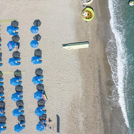 Semesterbostad Oddas House *